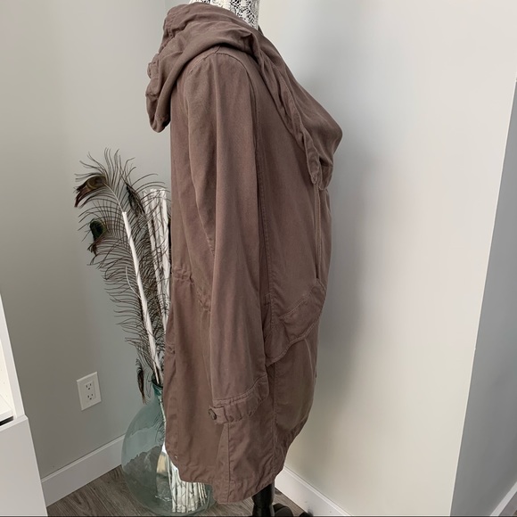 UO SILENCE + NOISE Waylon Jacket, Taupe/Brown, Size Med, Modern, nice material. - Picture 7 of 16